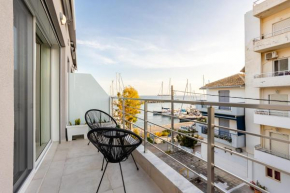 Black & White Marina Studio, Kalamata Getaway (B1)